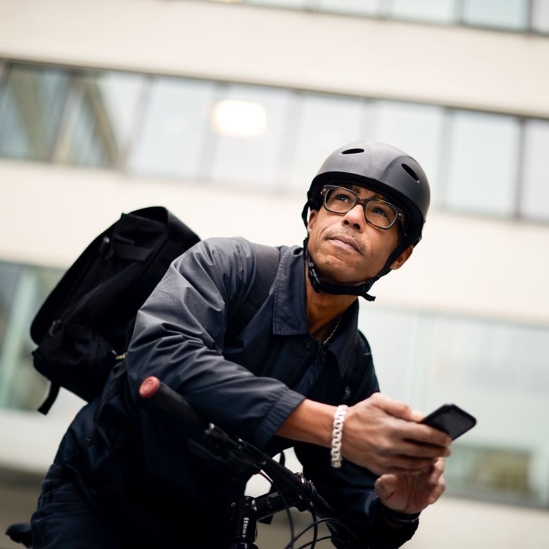 man-cykel-telefon