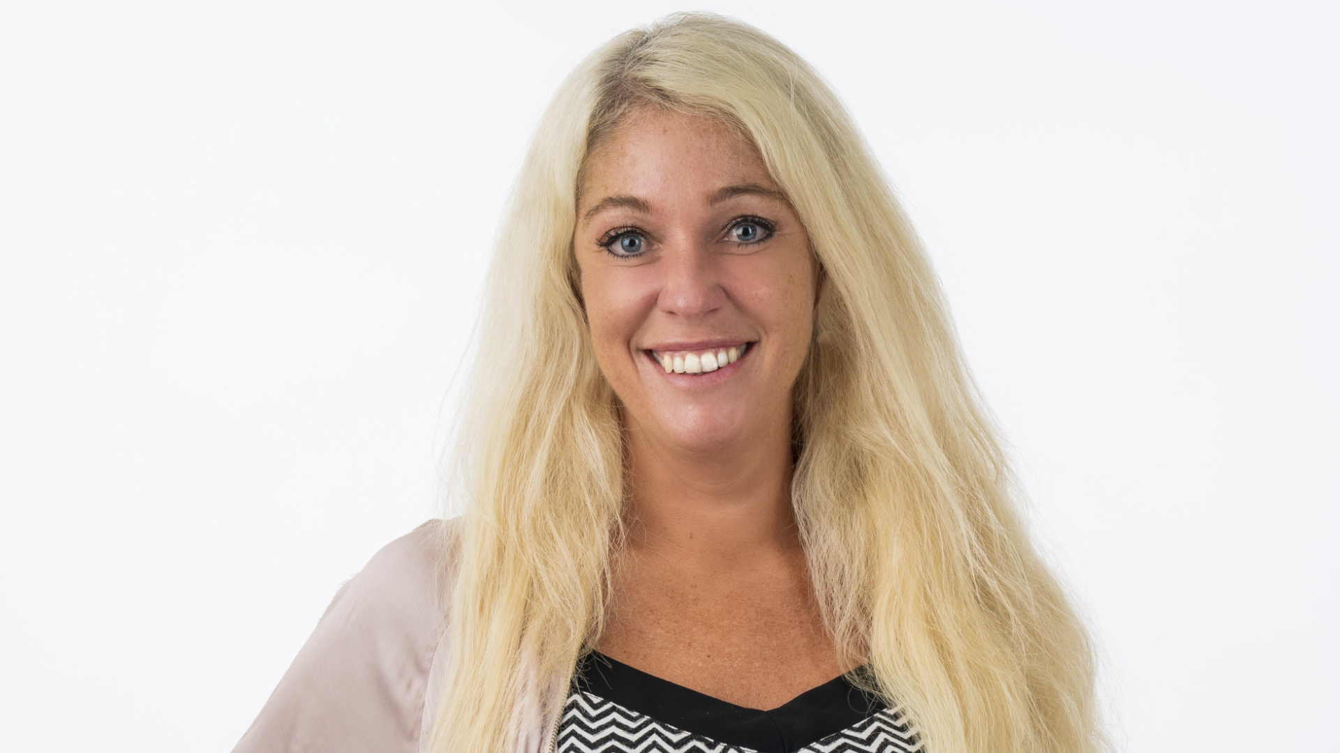 16x9_UR_malinbroberg