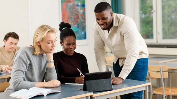 Källkritik i AI-eran: vad skolan behöver rusta för enligt Advania